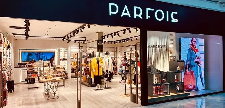 Parfois lanza los outfit completos de punto o de lino ideales para estas vacaciones