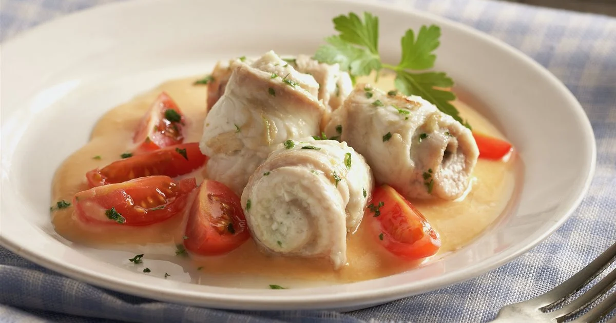 Rollitos de lenguado con salsa andaluza