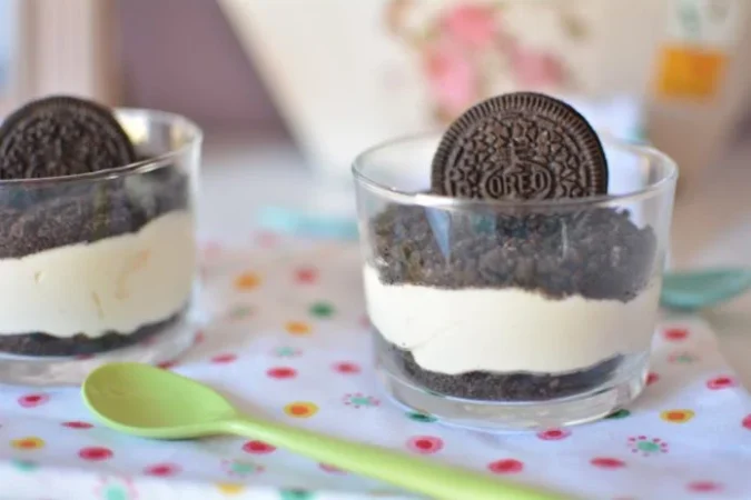 Cómo preparar vasitos de Oreo, el postre frío al que nadie se puede resistir 18 Merca2.es Vasitos de oreo 696x464 1 Merca2.es