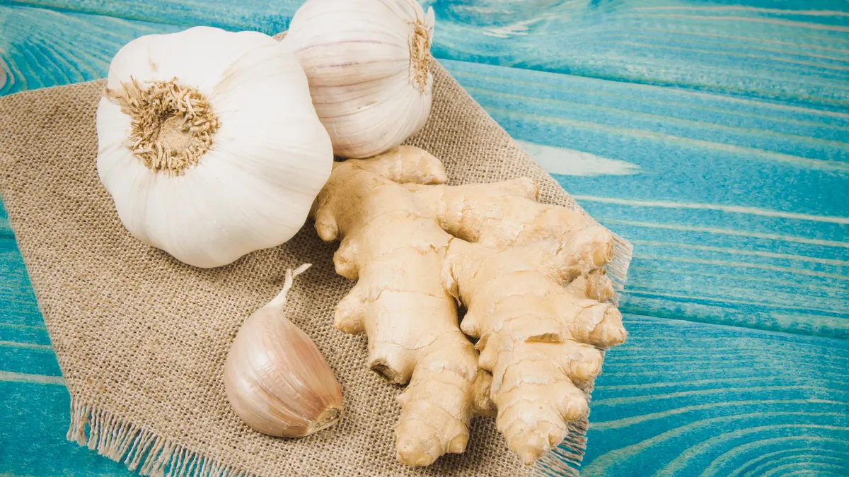 3 alimentos que combaten infecciones como antibióticos naturales