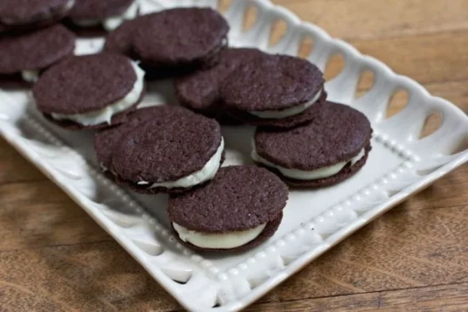Cómo preparar vasitos de Oreo, el postre frío al que nadie se puede resistir 26 Merca2.es bandeja casera Merca2.es