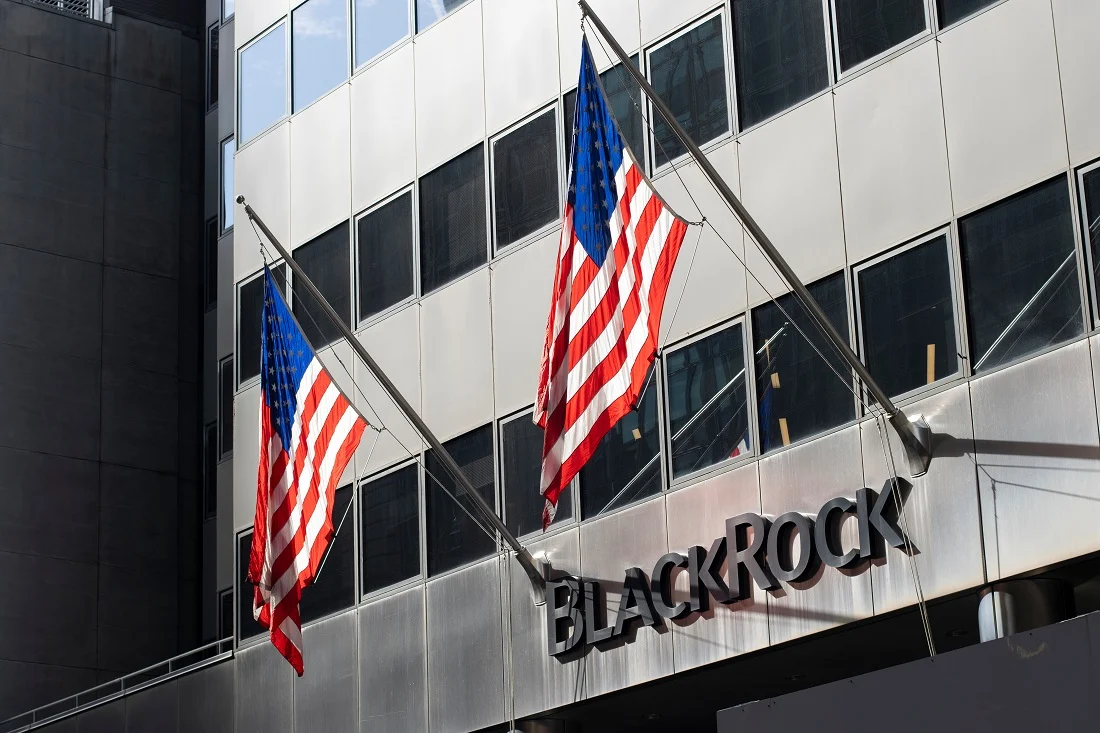 BlackRock ya posee más de 300.000 bitcoins