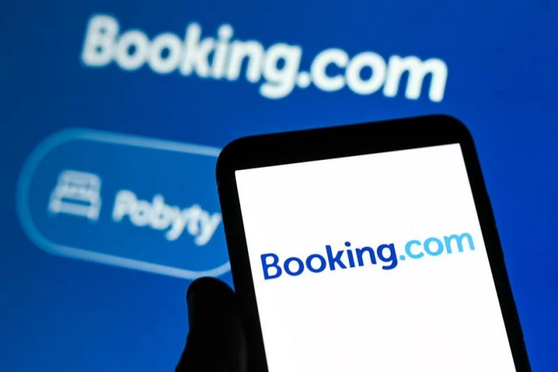 La CNMC planta cara a Booking y se mantiene firme en la ‘megamulta’ de 486 millones