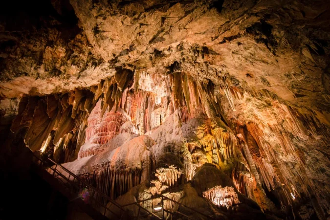 cueva de valporquero e39a0b4b 745812391 240318113125 1280x853 Merca2.es