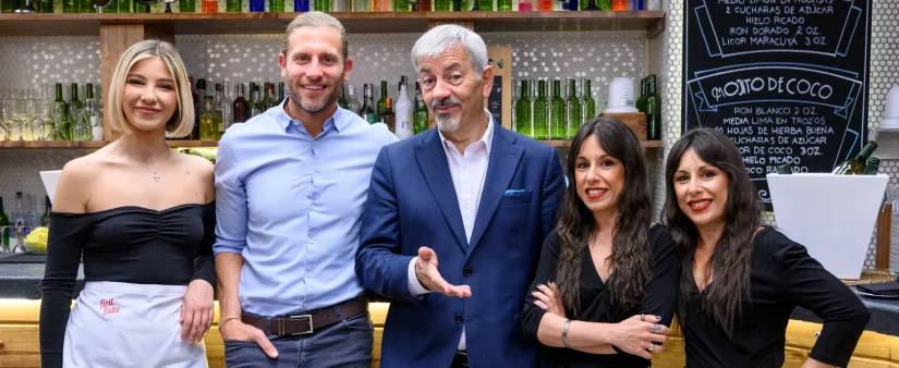 Esta es la técnica infalible para tomar nota de un soltero de ‘First Dates’ para ligar