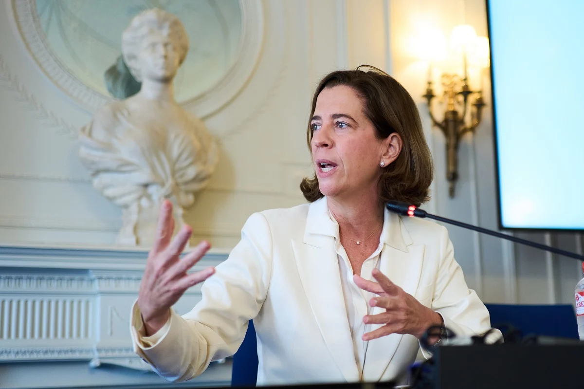 Kindelán (AEB) pide una regulación más sencilla en Europa