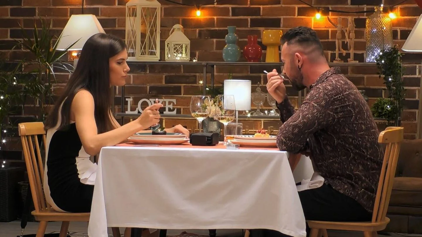 Rechaza a su cita por no hablar catalán y esto fue lo que pasó en First Dates
