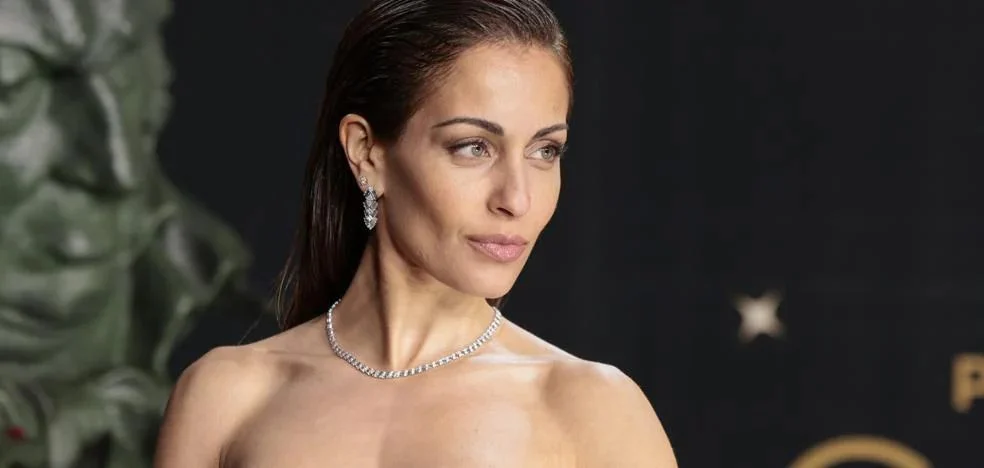 La surrealista experiencia de Hiba Abouk con Brad Pitt en ‘El Hormiguero’: un final inesperado 1 Merca2.es La extraña noche de Hiba Abouk y Brad Pitt en París