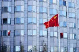 China vuelve a terreno positivo en su actividad industrial en agosto