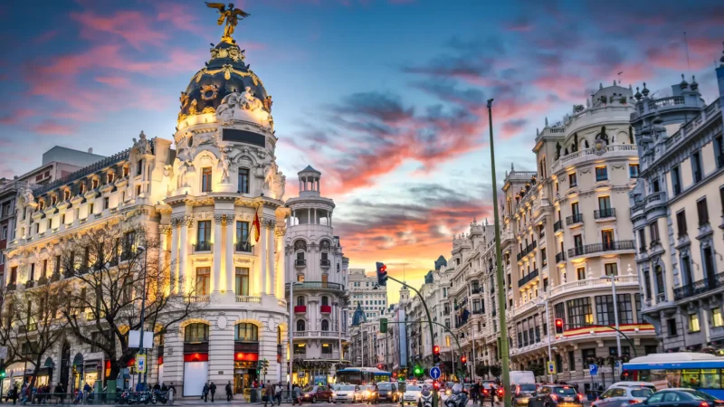 Madrid: Los 5 lugares imperdibles en tu visita a la capital española 1 Merca2.es Madrid