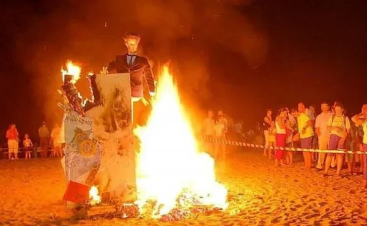 Los mejores pueblos de España para vivir la magia de la noche de San Juan 39 Merca2.es juas malaga Merca2.es