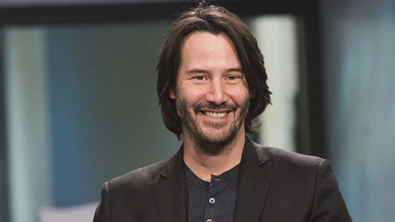 Keanu Reeves se vuelve viral en las redes con un gesto con sus fans que lo deja totalmente expuesto