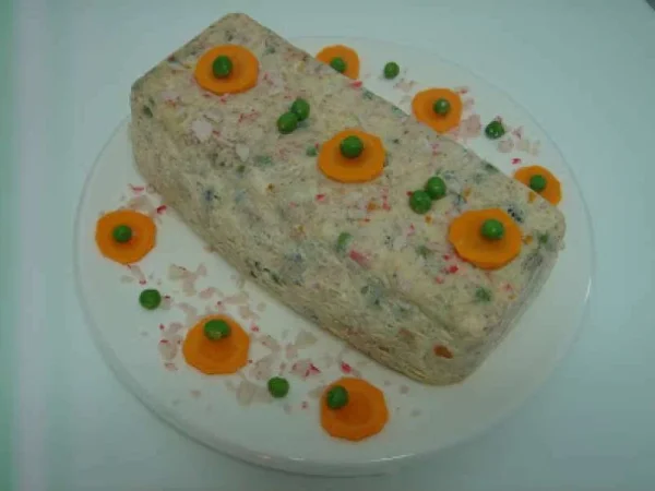 pastel de ensaladilla rusa lg 115986p172336 Merca2.es
