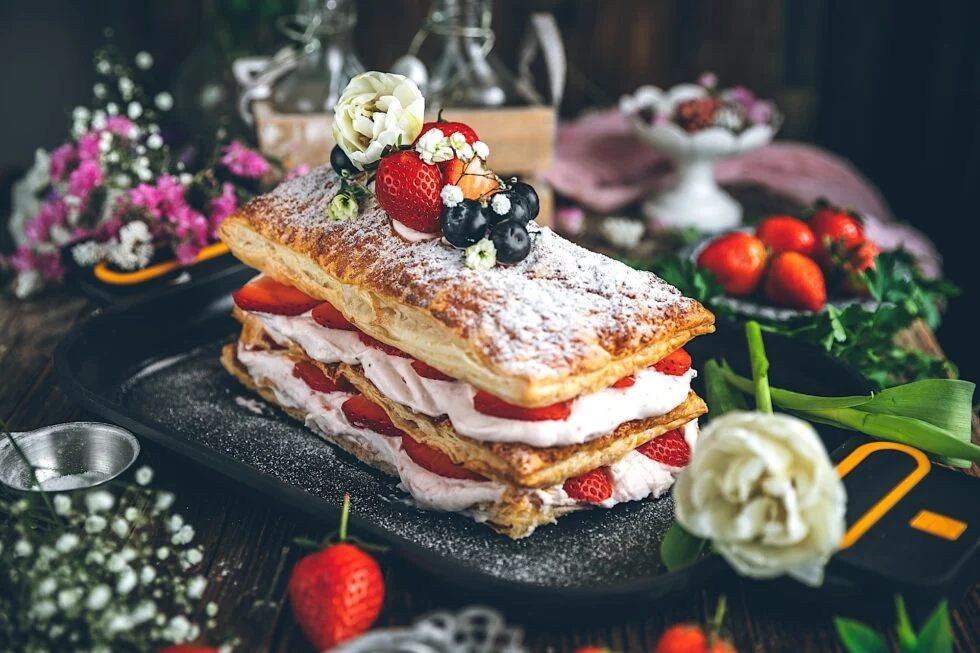 Cómo preparar unos pastelitos de mascarpone y fresa en la airfryer que te harán quedar como un chef