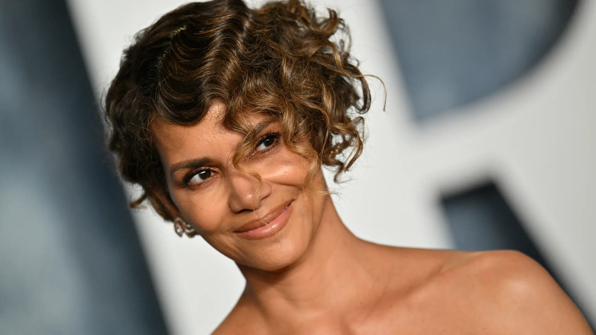 Esta es la película que acabó con la carrera de Halle Berry en 5 minutos