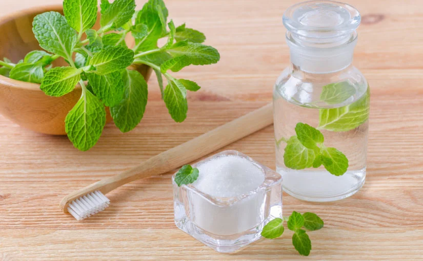 Estas son las 2 plantas efectivas para alejar el mal aliento