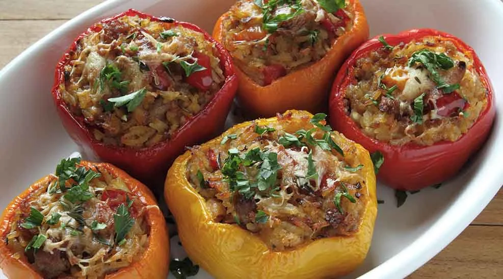 El truco para hacer unos pimientos rellenos en la airfryer en 20 minutos