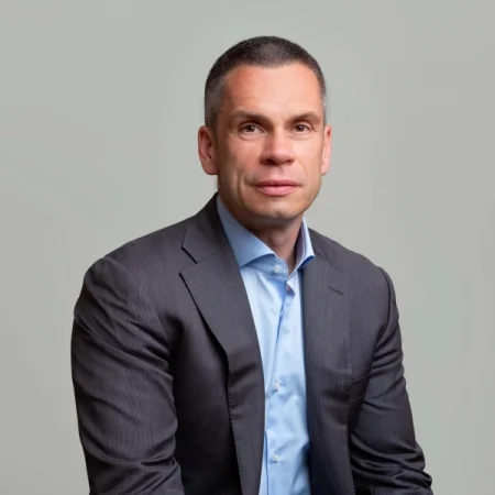 Providence completa la adquisición de VivaGym Group a Bridges Fund Management 1 Merca2.es robert sudo Merca2.es