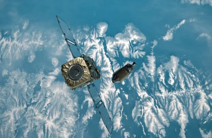 Satelite Japon