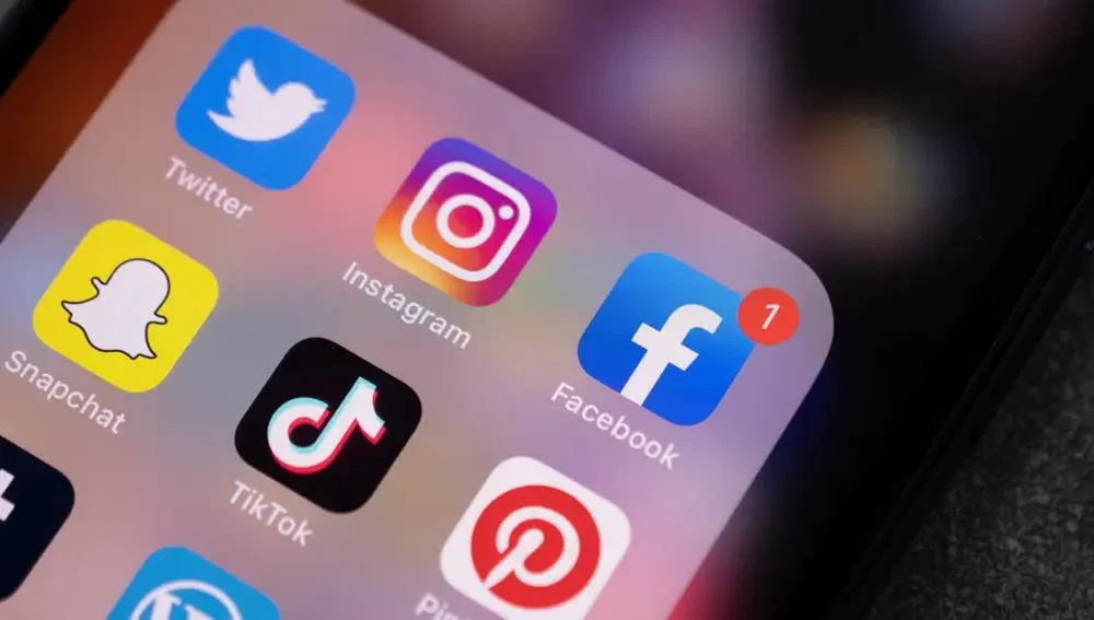 Qué pasa con nuestras redes sociales cuando morimos
