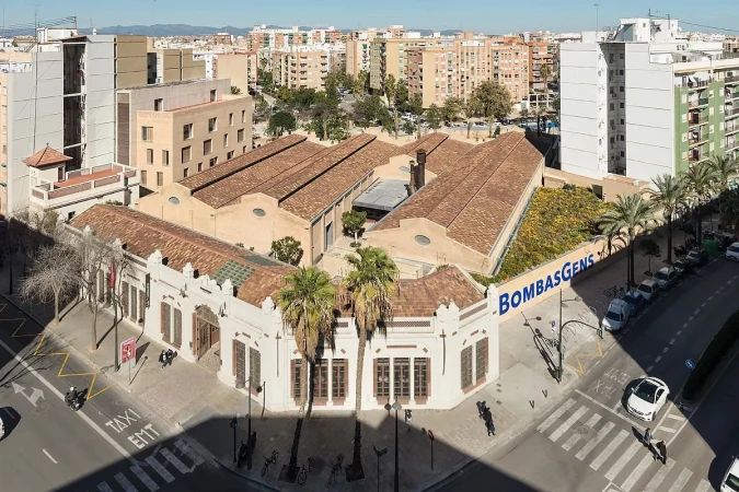 Bombas Gens, el centro de arte más vibrante de Valencia 1 Merca2.es bombas gens