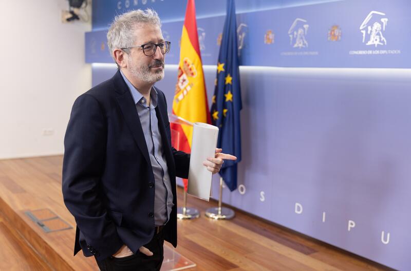 Sumar presiona al PSOE por los permisos parentales de 20 semanas en los Presupuestos 2025