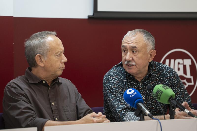 El pedido de Álvarez sobre la reducción de la jornada laboral llega junto con una dura crítica al CEOE