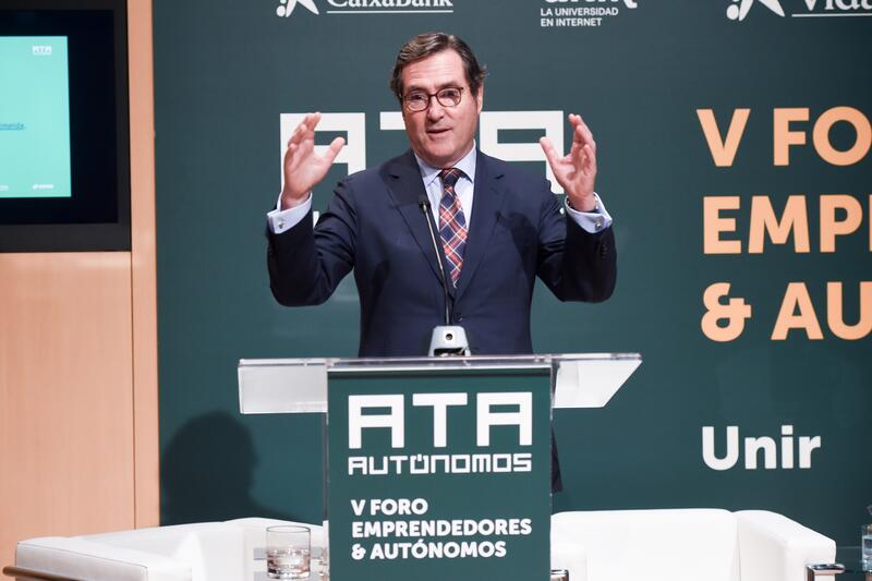 El pedido del CEOE para estimular la inversión y el crecimiento del empleo