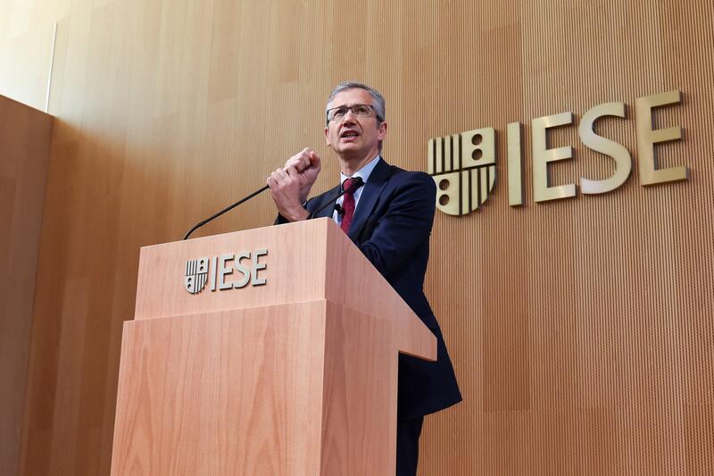 El Banco de España pierde a su máximo responsable: Pablo Hernández de Cos se incorpora como profesor al IESE
