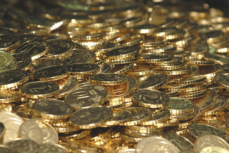 El dinero físico demuestra fortaleza a diferencia de otros métodos de pago a pesar de problemas