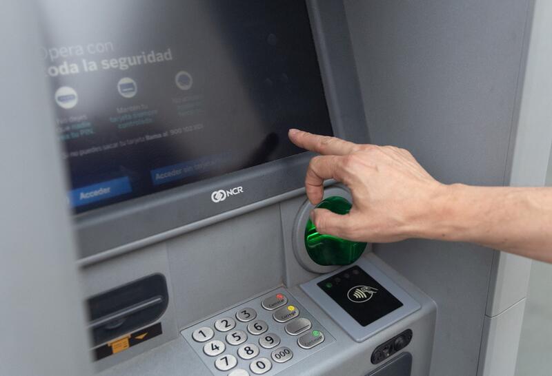 El preocupante aviso del Observatorio Celetem respecto la falta de conocimientos avanzados sobre finanzas en España