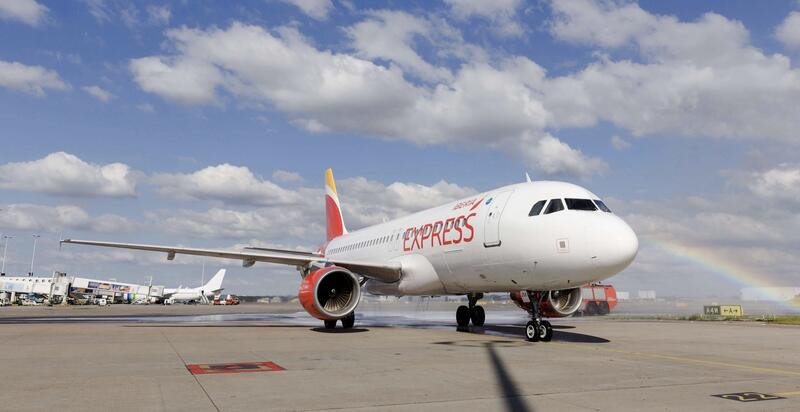Iberia Express celebra una década conectando España con Ámsterdam y casi 2 millones de pasajeros transportados