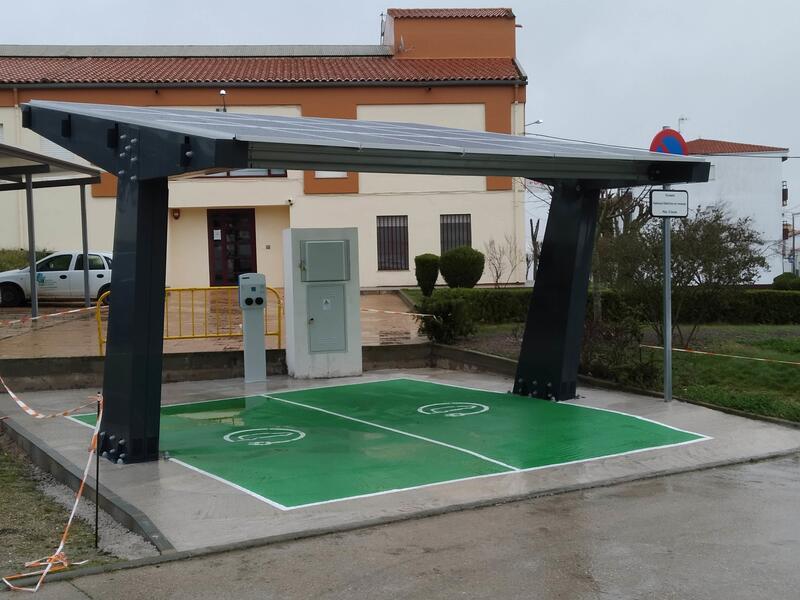 El sector automovilístico solicita a las energéticas colaborar para promover la expansión del vehículo eléctrico