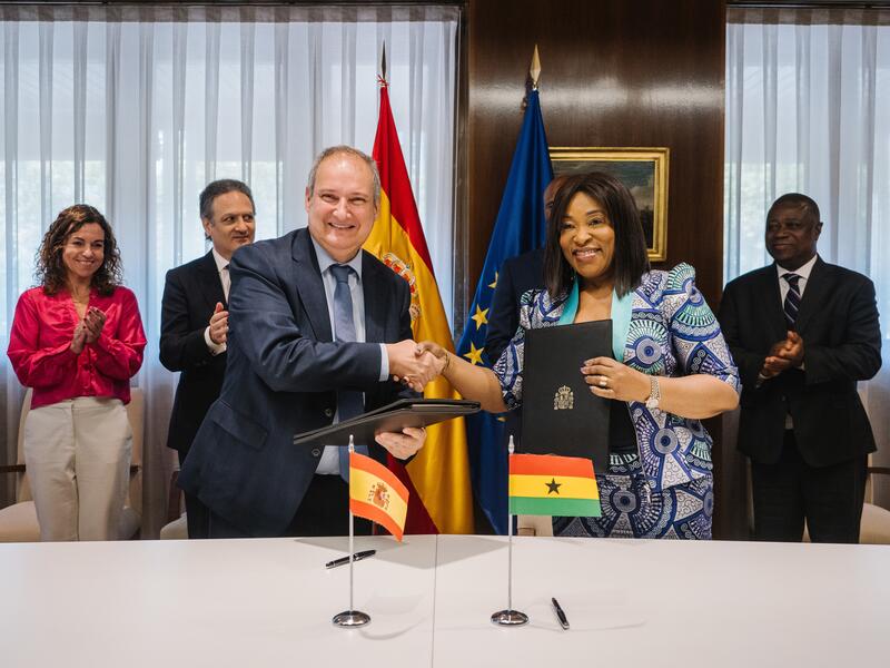 España y Ghana sellan un acuerdo de entendimiento para fortalecer su cooperación en el sector turístico
