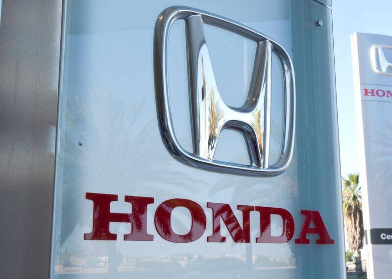Honda fija el precio de venta de acciones y anuncia planes de recompra