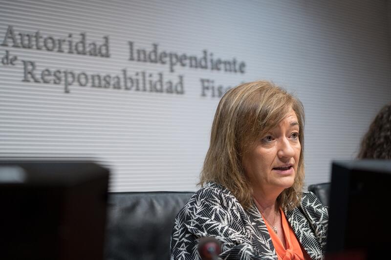 Según AIReF, el PIB español alcanzará 2,4% este año, pero hay un riesgo de exceder la regla de gasto