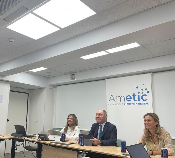 Ante la potencial renuncia de Escrivá, Ametic anuncia su disposición a cooperar con el sucesor en la Transformación Digital
