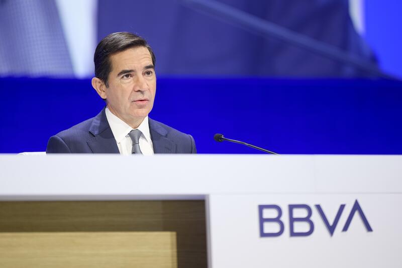 BBVA recibe el visto bueno de EEUU, Francia y Portugal para su estratégica OPA sobre el Banco Sabadell