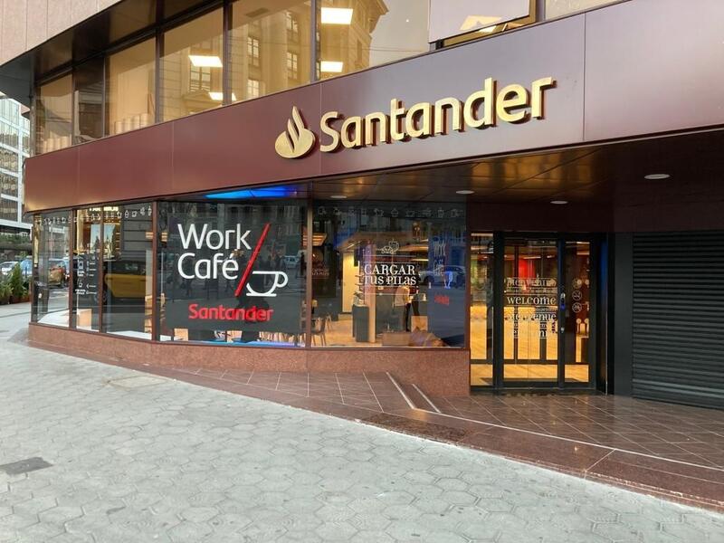 El beneficio de Banco Santander supera los 6.000 millones en el primer semestre