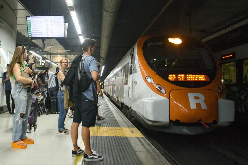 ERC y PSC sellan la transferencia de las primeras infraestructuras de Rodalies para 2025