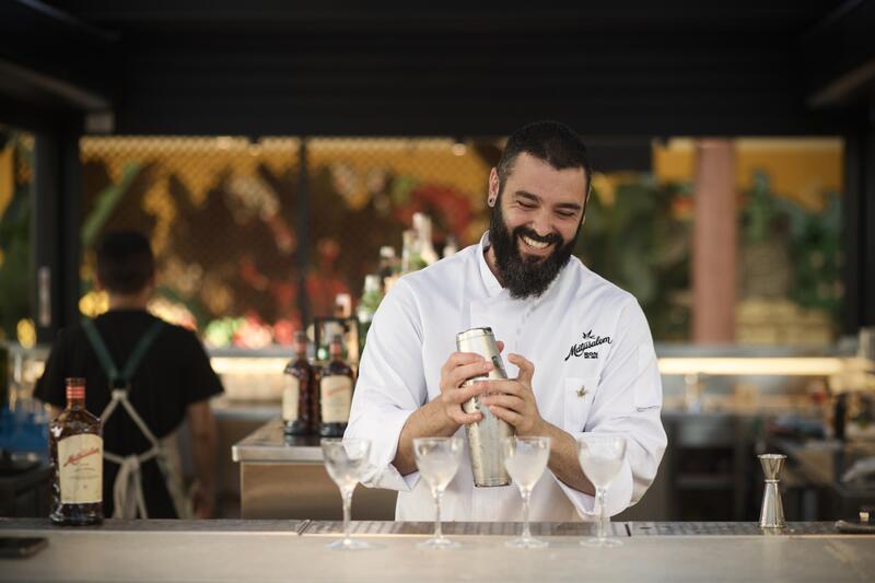 Consagración de un maestro español: Eduardo Sánchez, de Kiki Japanese Restaurant, es elegido mejor ‘bartender’ en The Golden Master