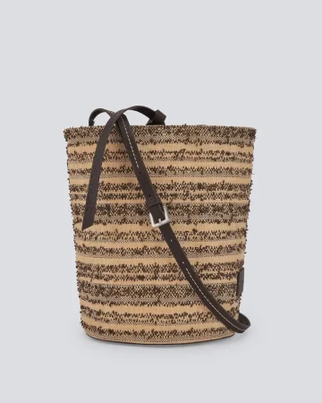 Bandolera de mujer tipo saco trenzado con textura