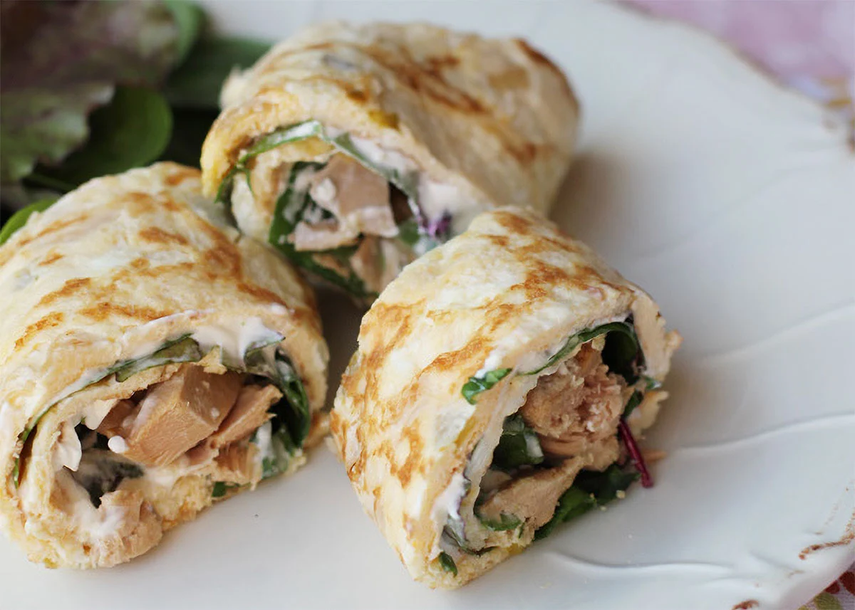 Cena rápida: rollitos de tortilla con atún