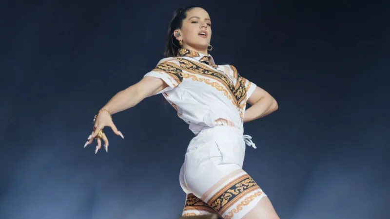 Zara nos trae las sandalias perfectas para imitar el estilo de la Rosalía
