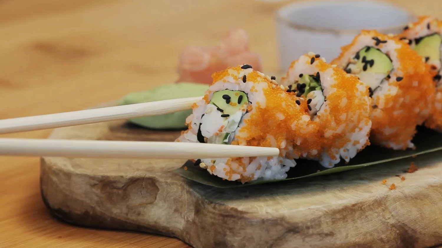 Receta de California Sushi Roll, un bocado de lo más refrescante