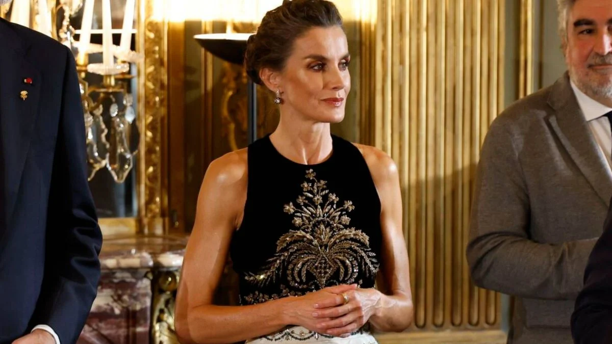 La metedura de pata de la reina Letizia con su vestuario en Francia