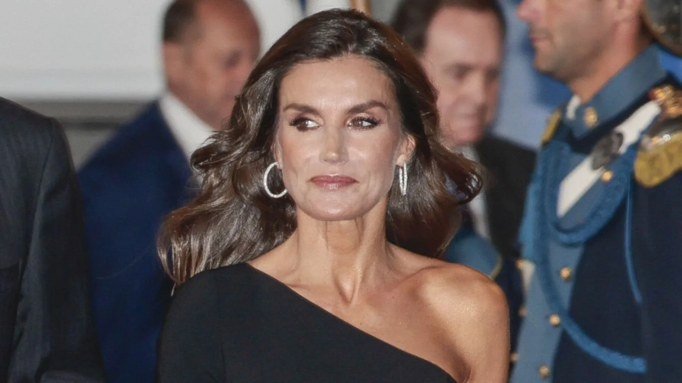 La reina Letizia rechaza estas cinco frutas populares en su alimentación y te explicamos por qué