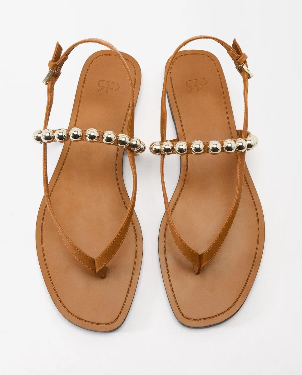 Sandalias planas de mujer de dedo con cuentas decorativas en liso de Parfois