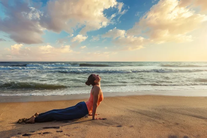 2 minutos al día y adiós a la neuralgia ciática con este remedio natural 1 Merca2.es Alivia la neuralgia ciática con la postura "mirar al sol"