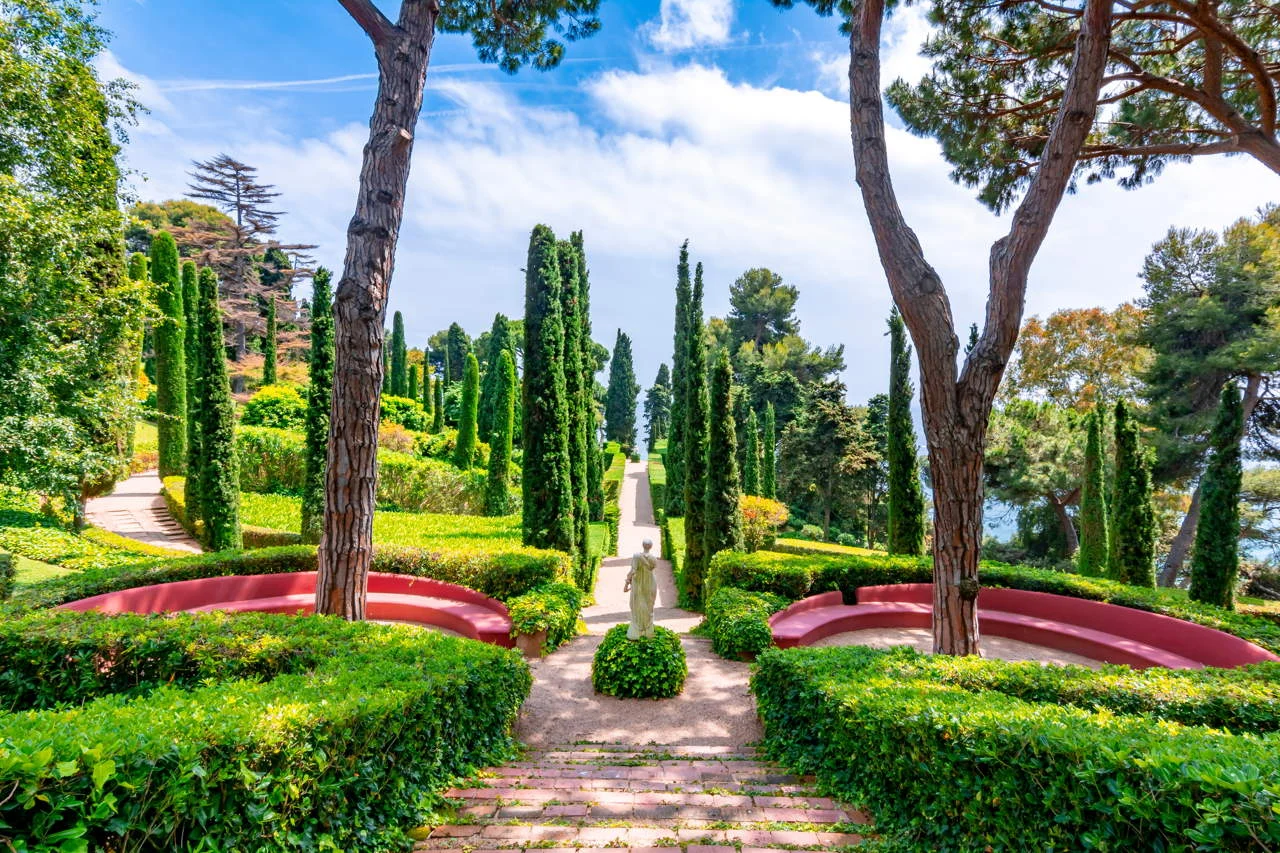 El encantador jardín de Lloret que esperan visitar la princesa Leonor y la infanta Sofía